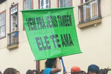 Apaixonada por Jesus: mais do que fazer, é estar